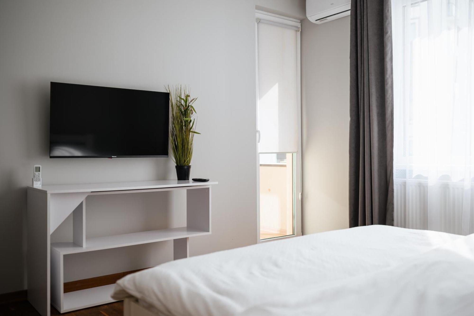 Luxury Apartments “Bozdosh” Užhorod Esterno foto
